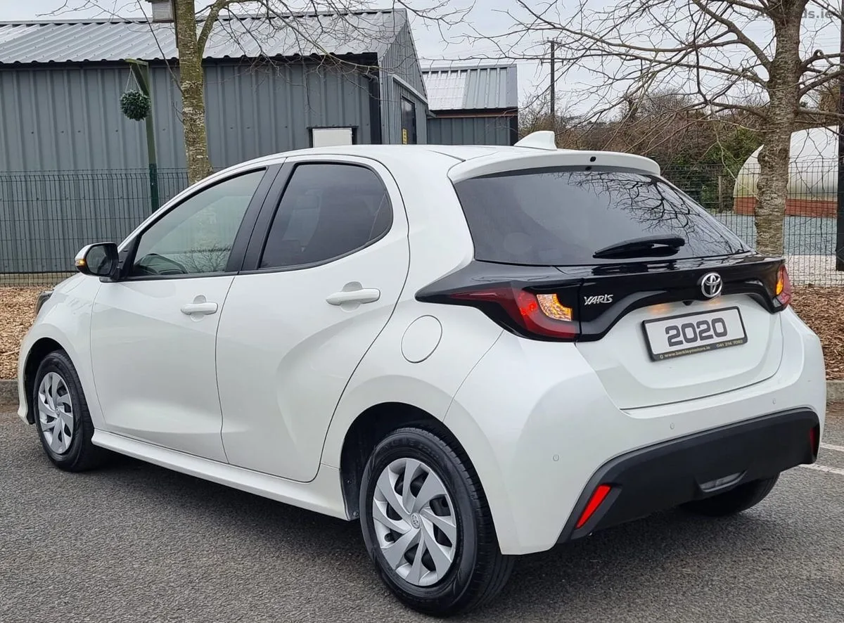 2020 Toyota Yaris – photo 4