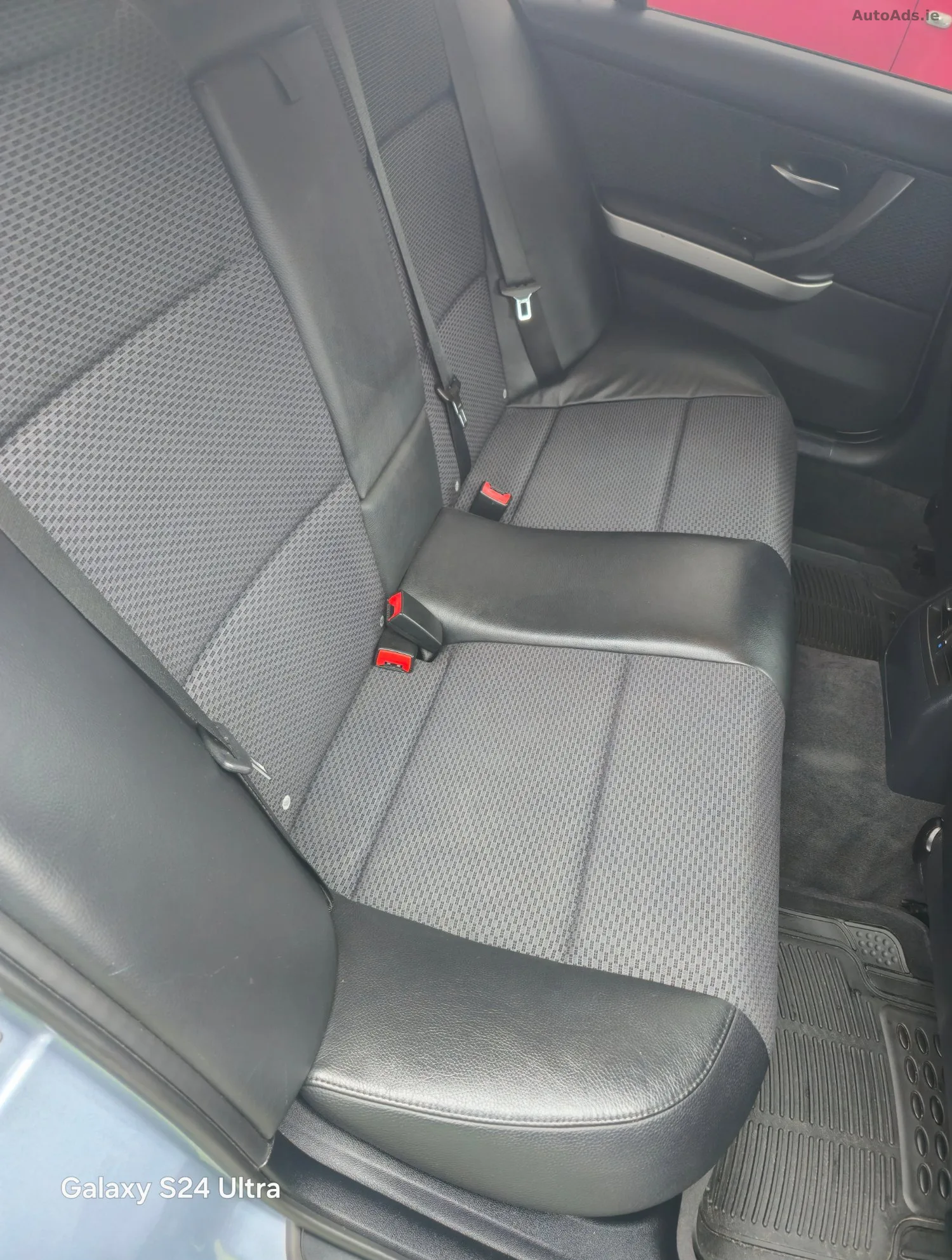 2010 BMW 3 Series – photo 3