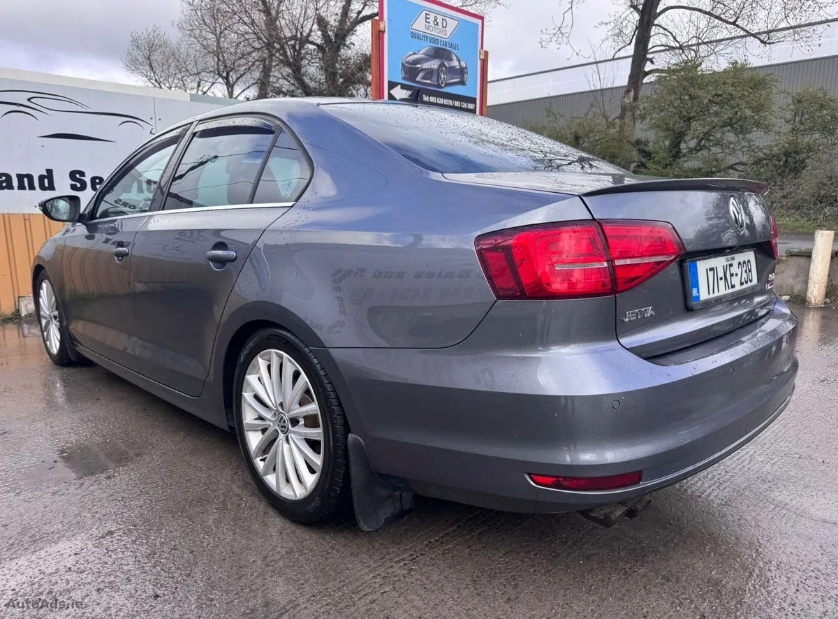 2017 Volkswagen Jetta – photo 12