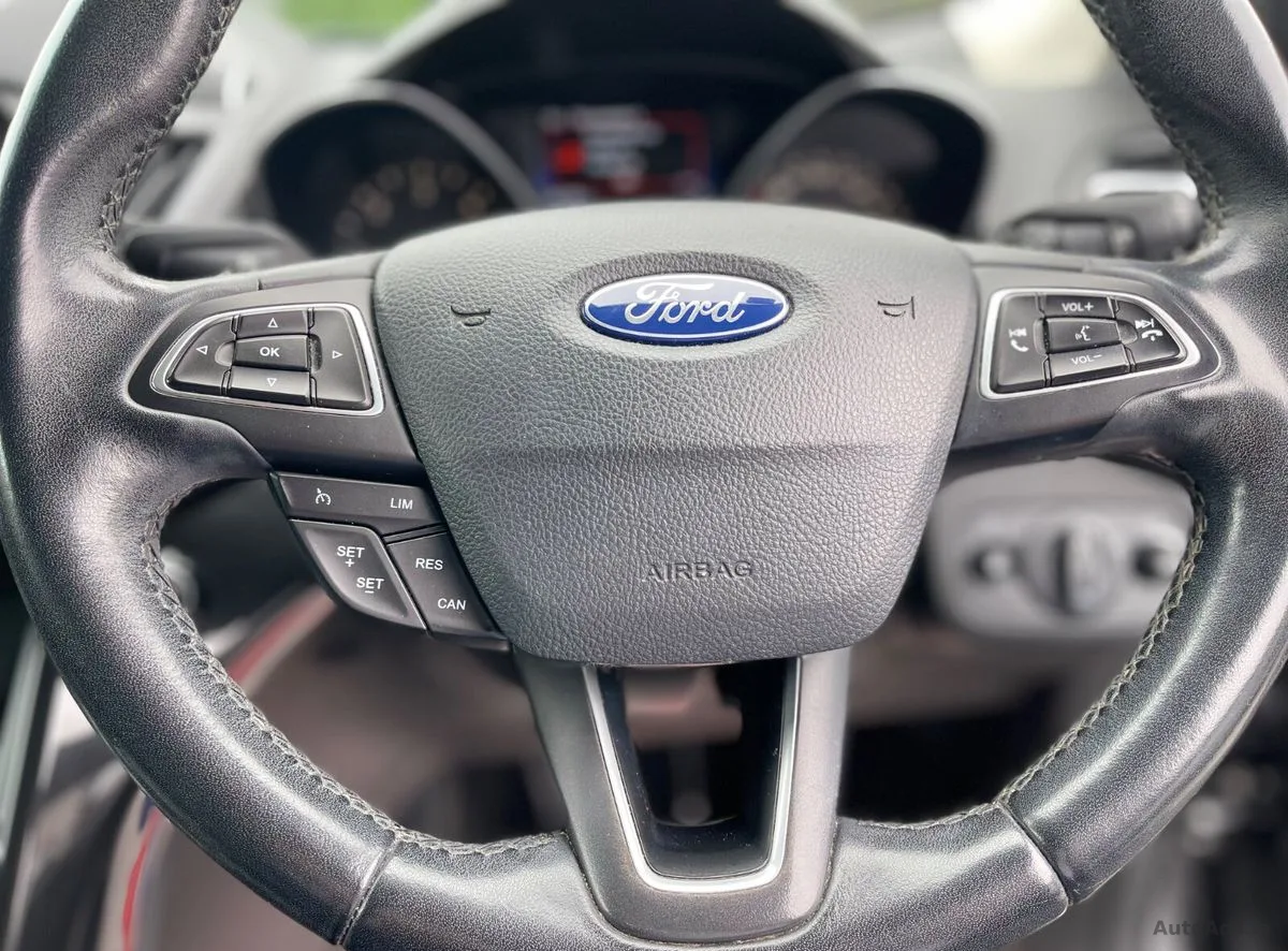 2017 Ford Kuga – photo 13