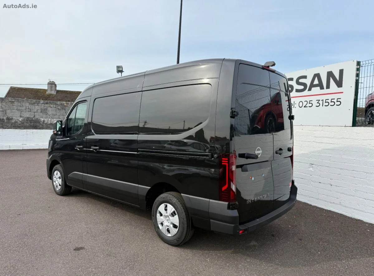 2026 Nissan Interstar – photo 10