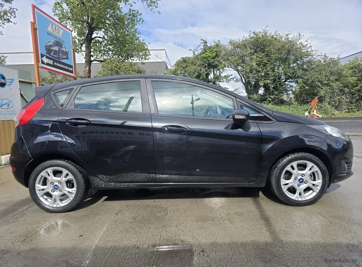 2016 Ford Fiesta – photo 4
