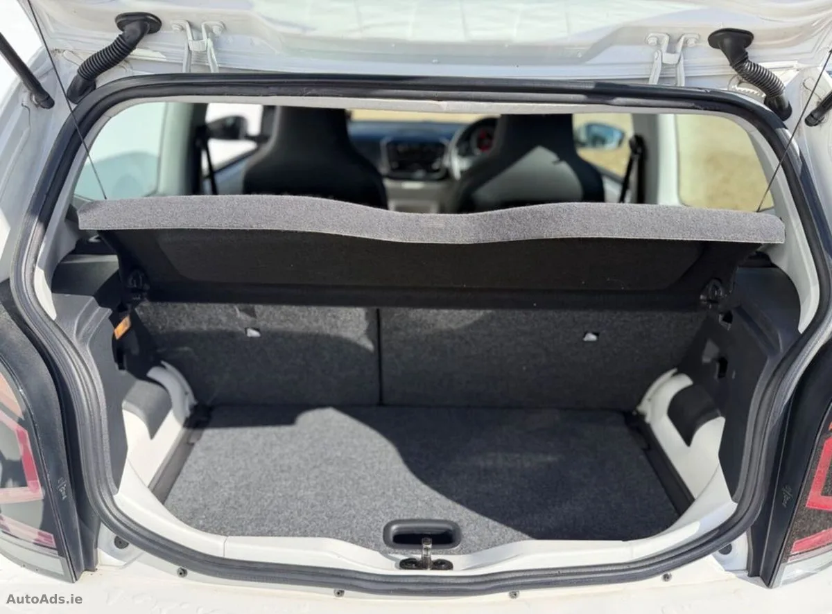 2017 Volkswagen up! – photo 12