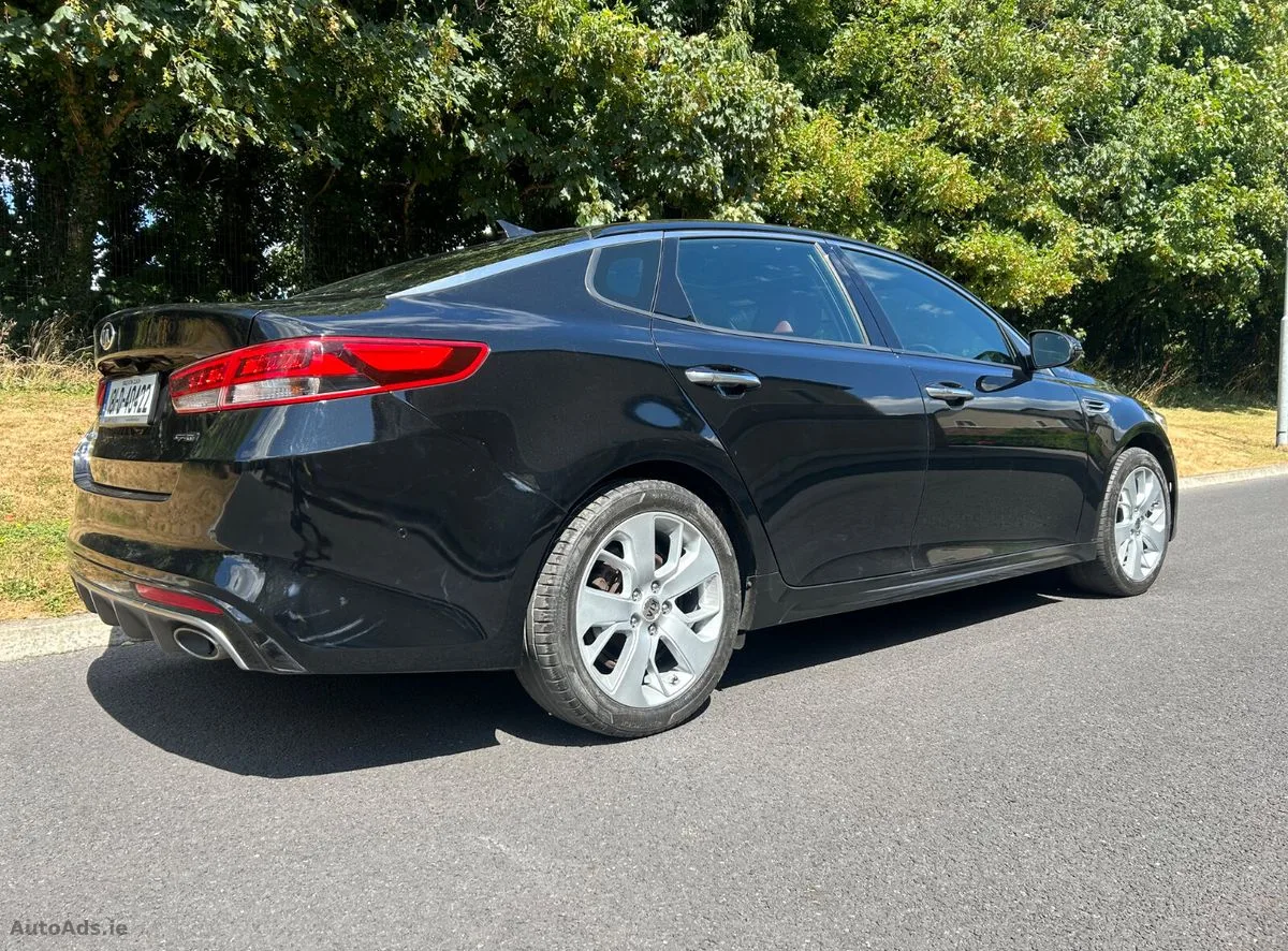 2018 Kia Optima – photo 2