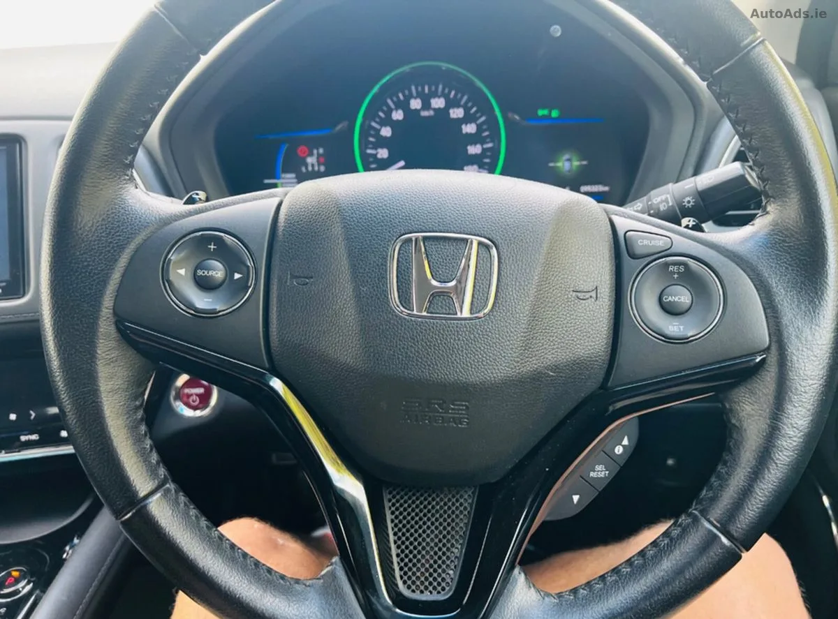 2015 Honda Vezel – photo 17