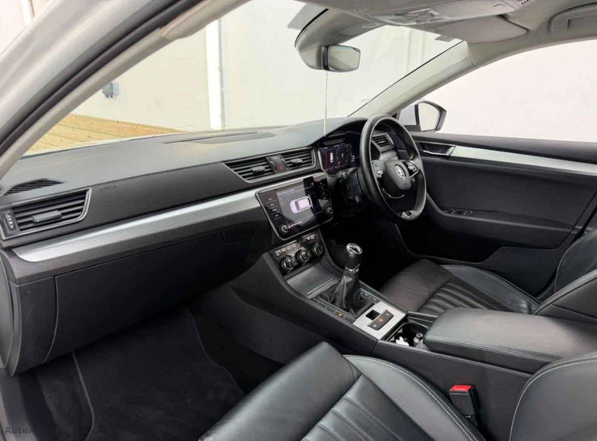 2022 Skoda Superb – photo 20