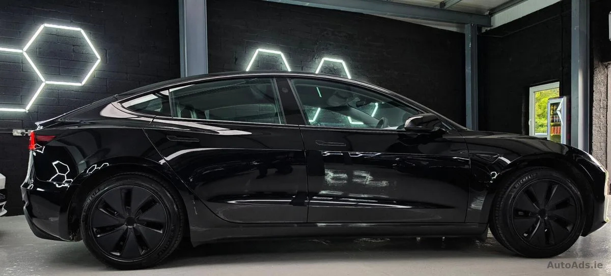 2024 Tesla Model 3 – photo 7