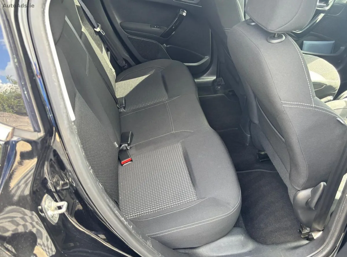 2017 Peugeot 208 – photo 3