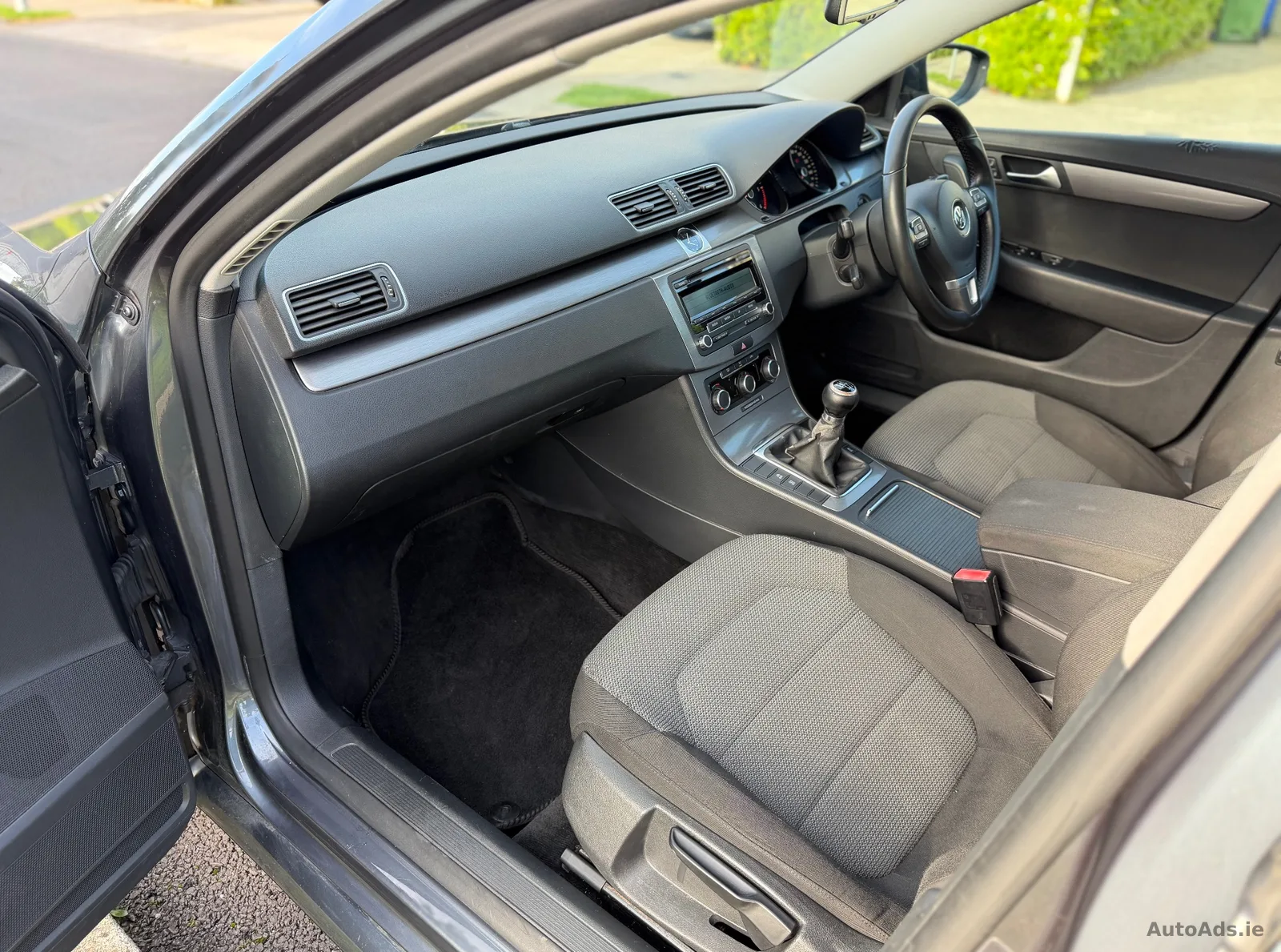 2011 Volkswagen Passat – photo 9
