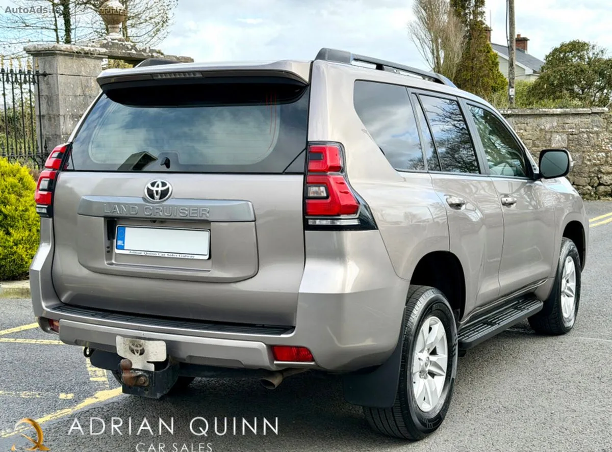 2022 Toyota Land Cruiser – photo 5
