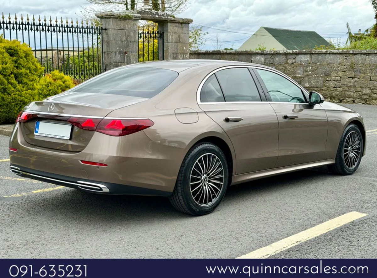 2025 Mercedes-Benz E-Class – photo 3