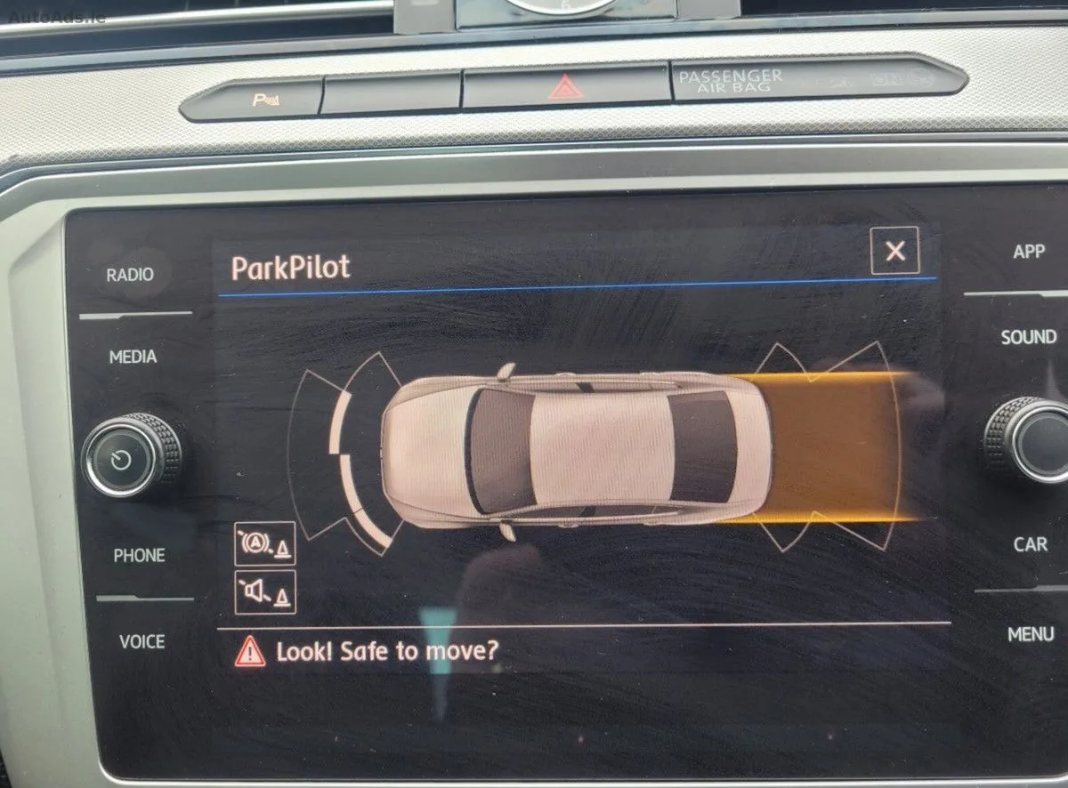 2018 Volkswagen Passat – photo 11