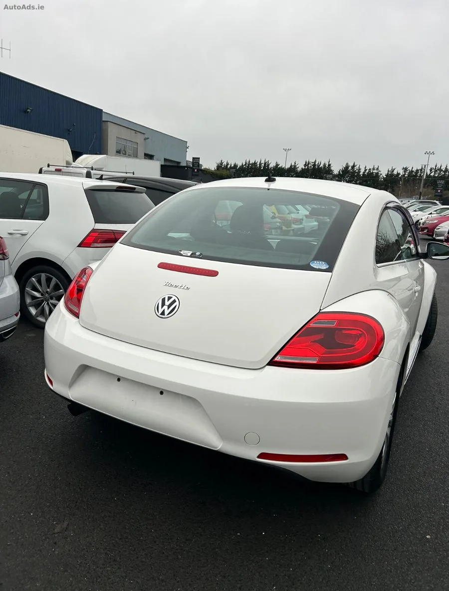 2013 Volkswagen Beetle – photo 3