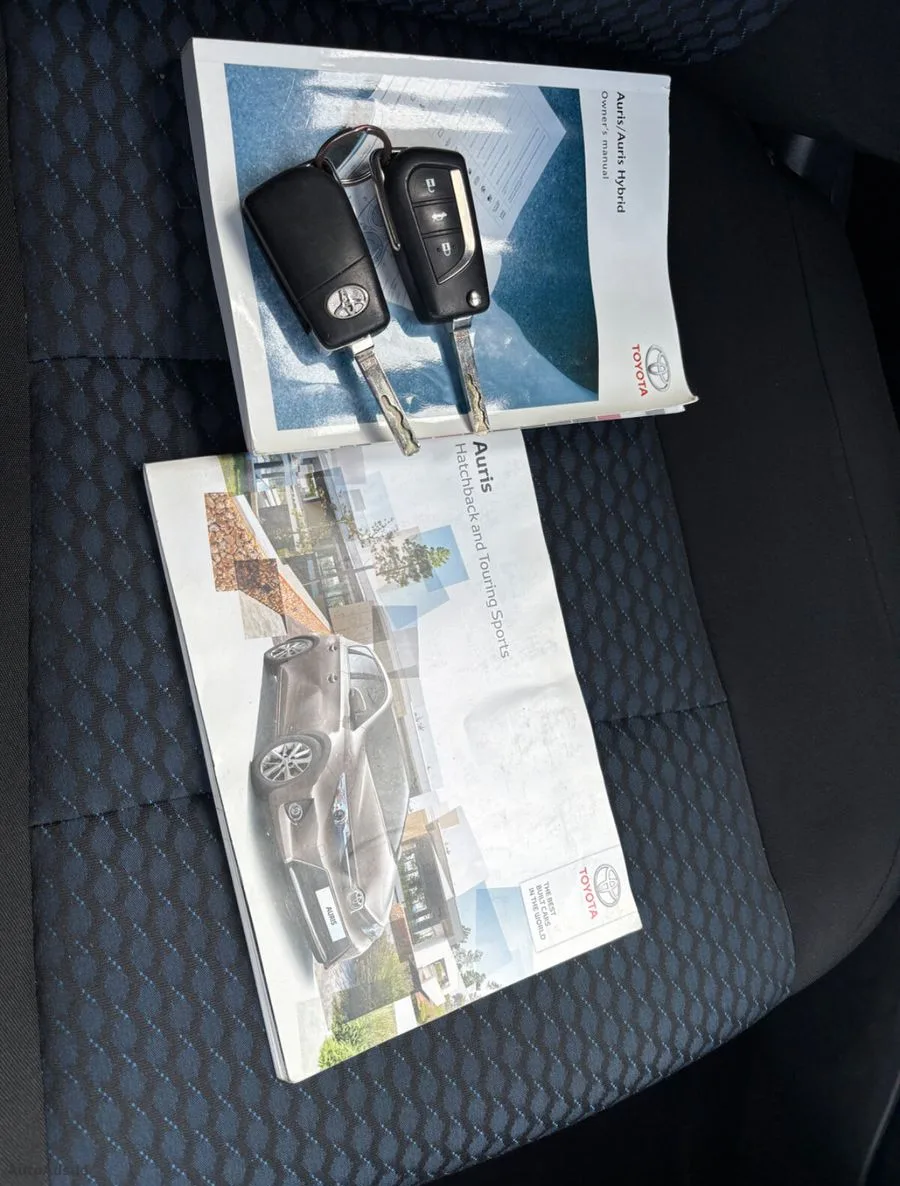 2014 Toyota Auris – photo 7