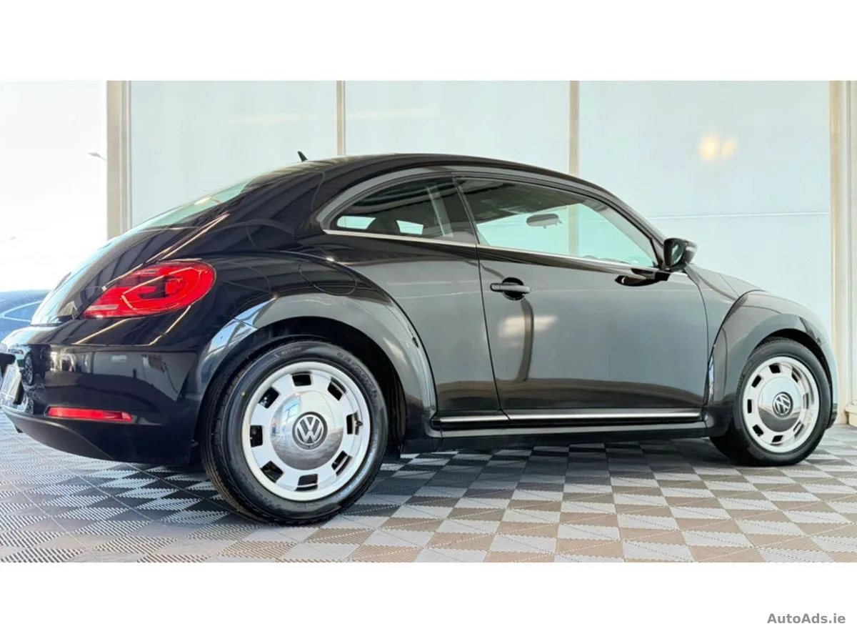 2015 Volkswagen Beetle – photo 2
