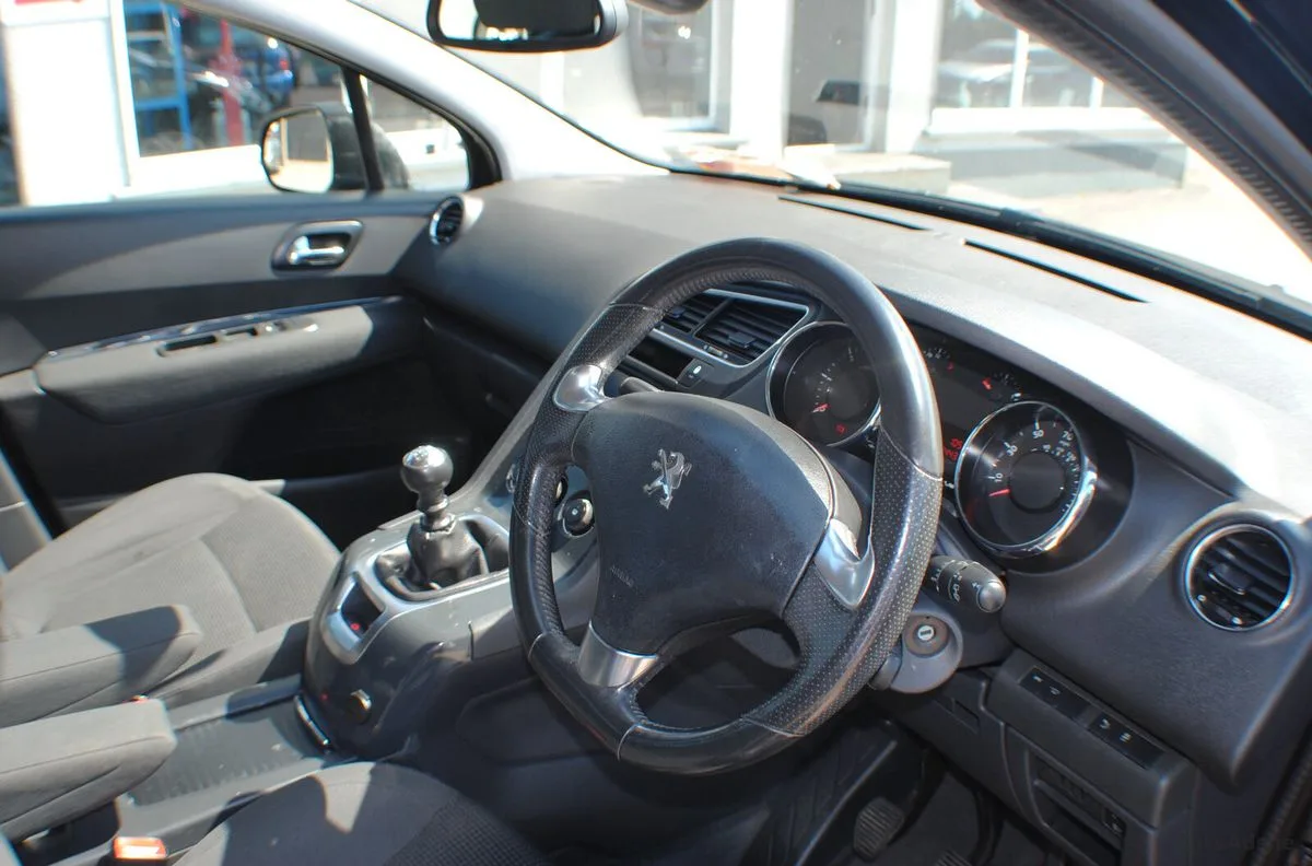 2015 Peugeot 5008 – photo 3
