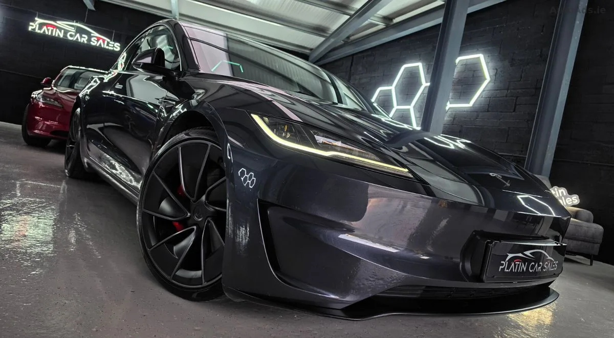 2024 Tesla Model 3 – photo 3