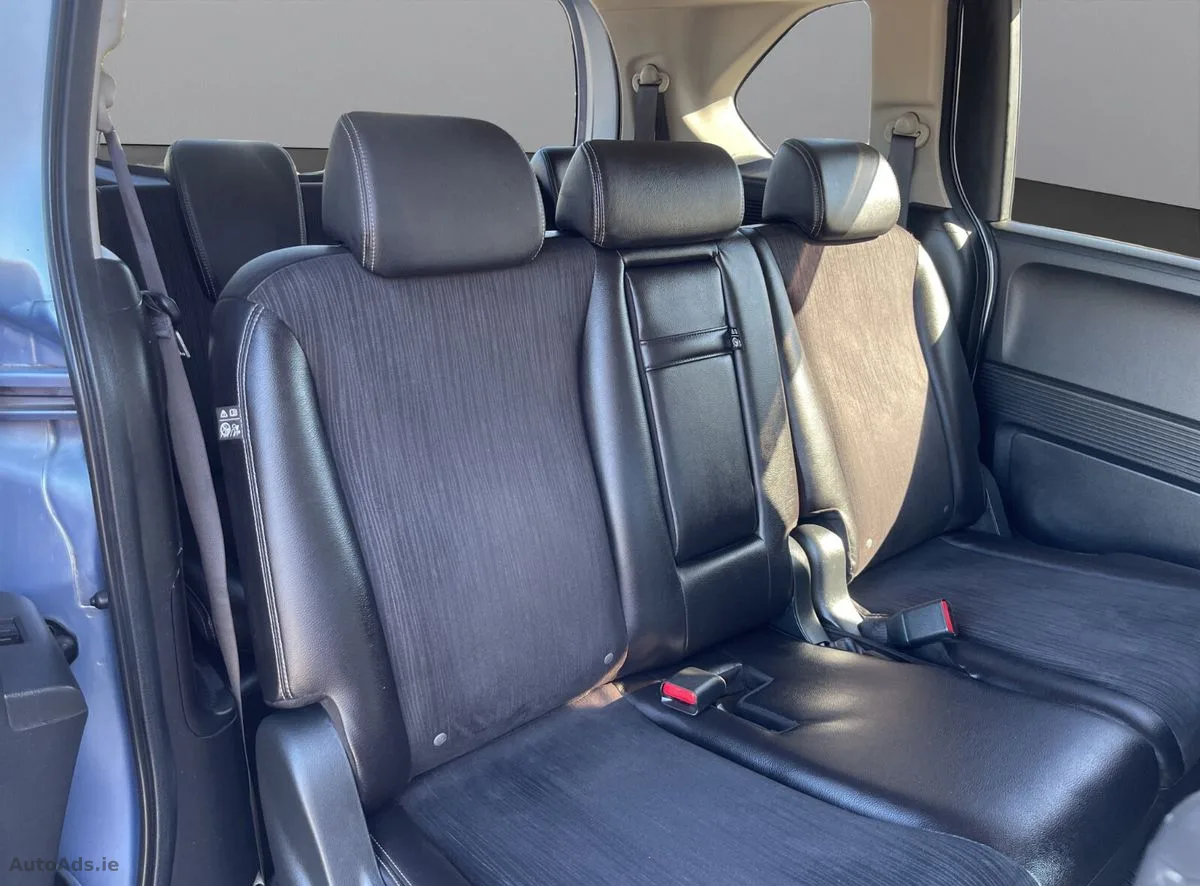 2014 Honda Freed – photo 14