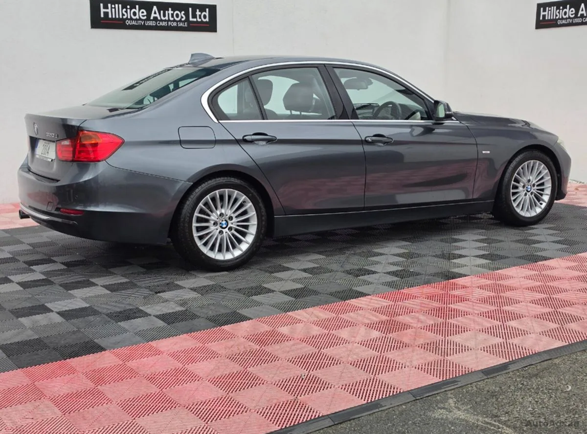 2014 BMW 3-Series – photo 12