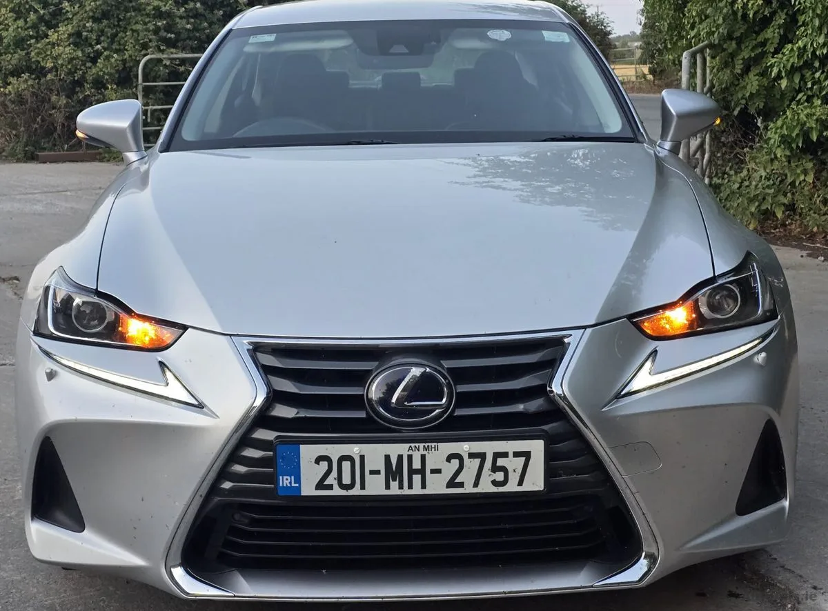 2020 Lexus IS – photo 6