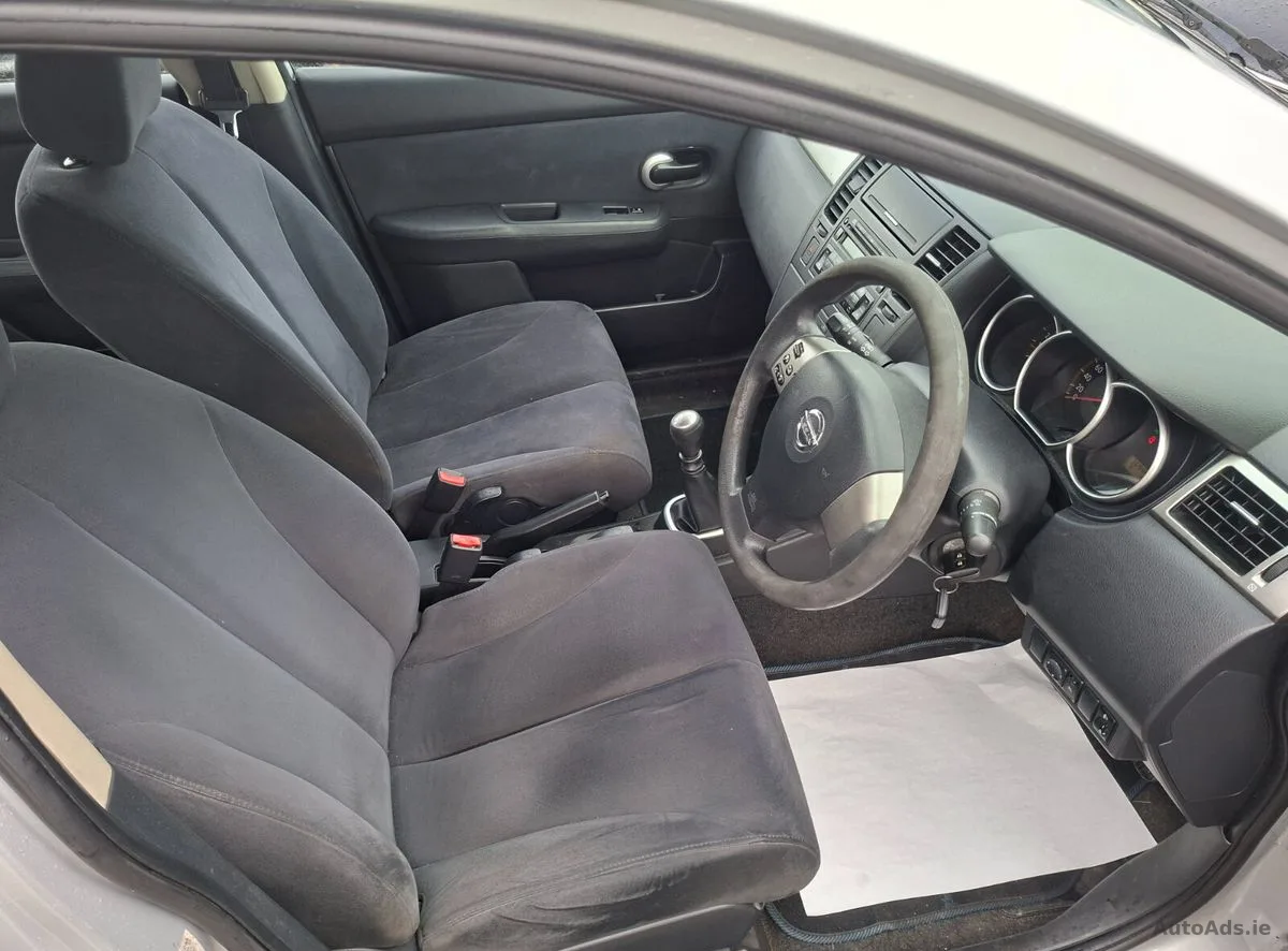 2008 Nissan Tiida – photo 12