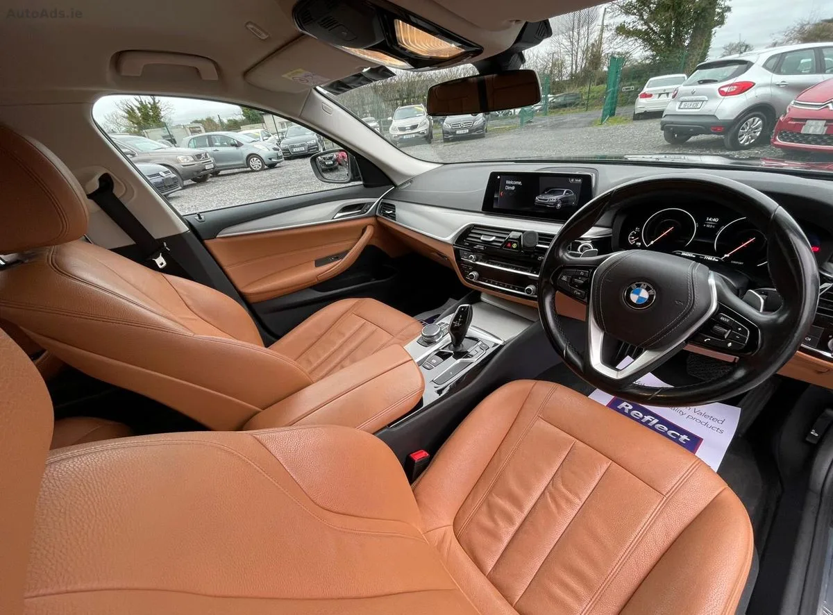 2019 BMW 5-Series – photo 12
