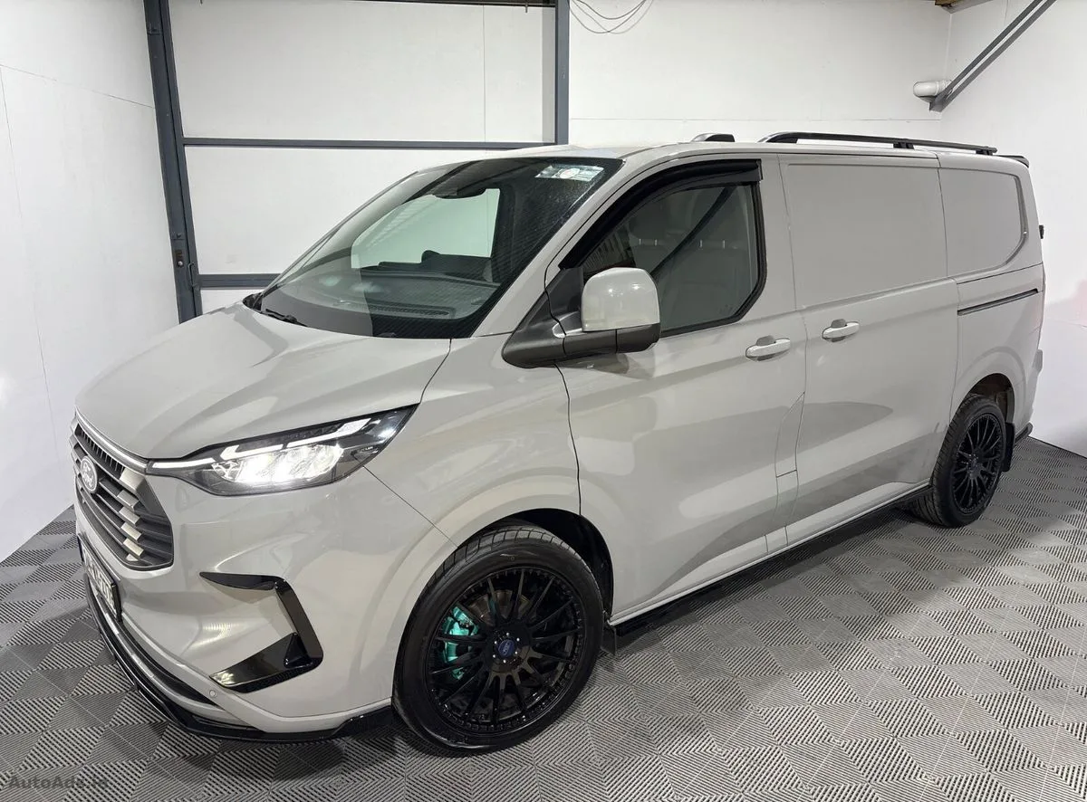 2024 Ford Transit Custom – photo 4