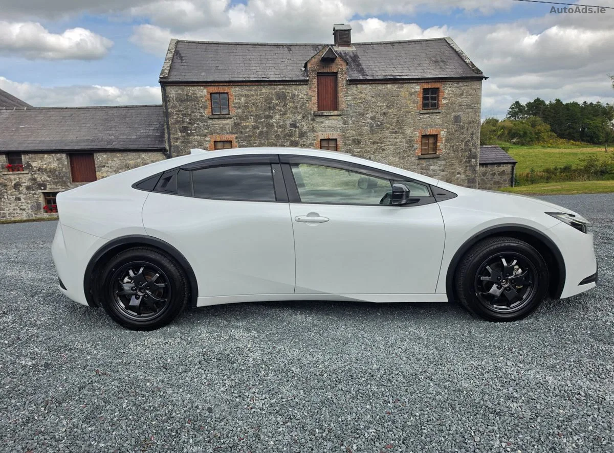 2023 Toyota Prius – photo 8