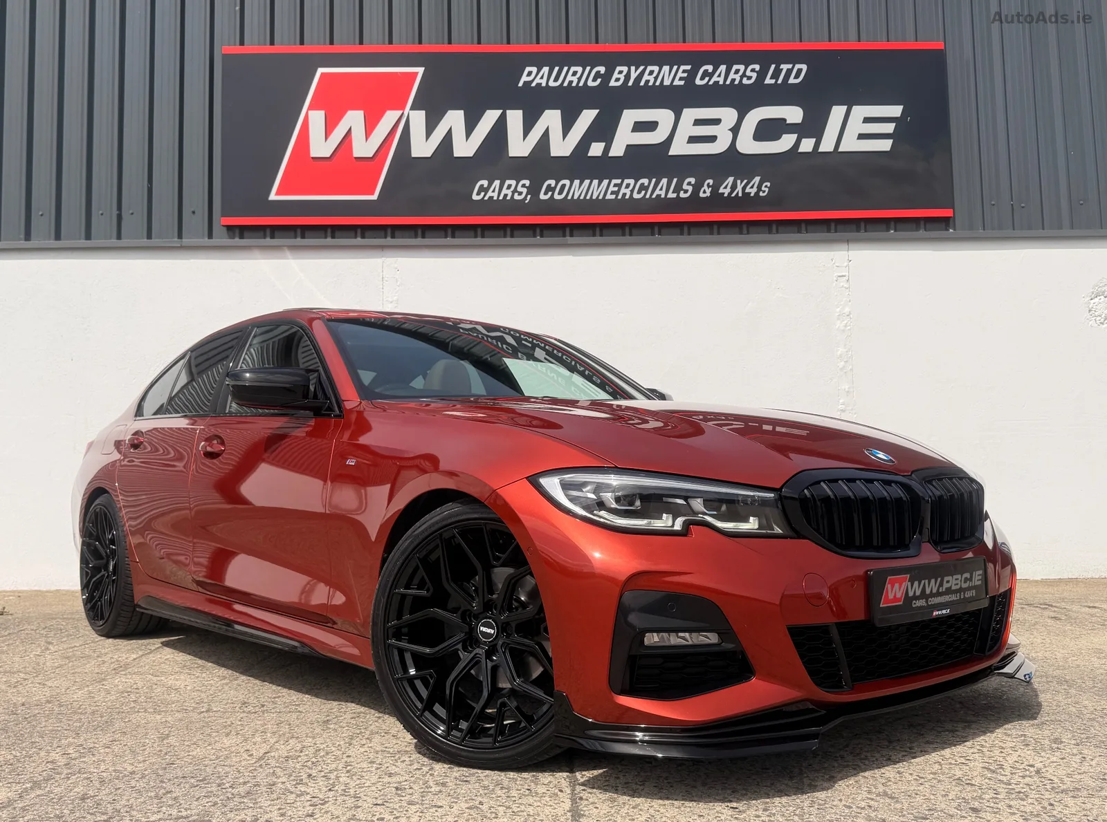 2022 BMW 3 Series – photo 2