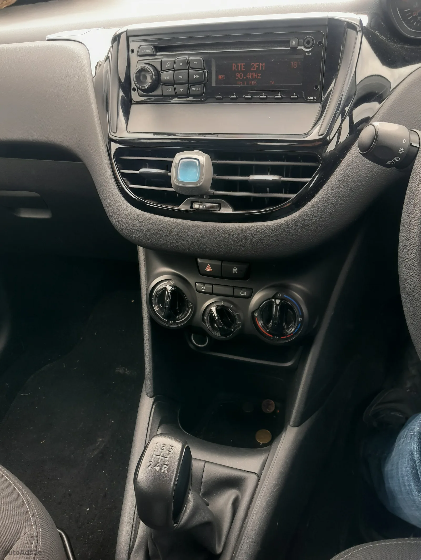 2015 Peugeot 208 – photo 7