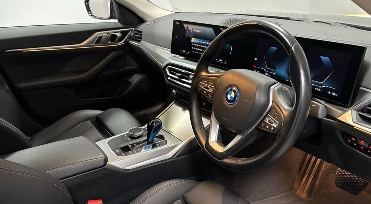 2022 BMW i4 – photo 6