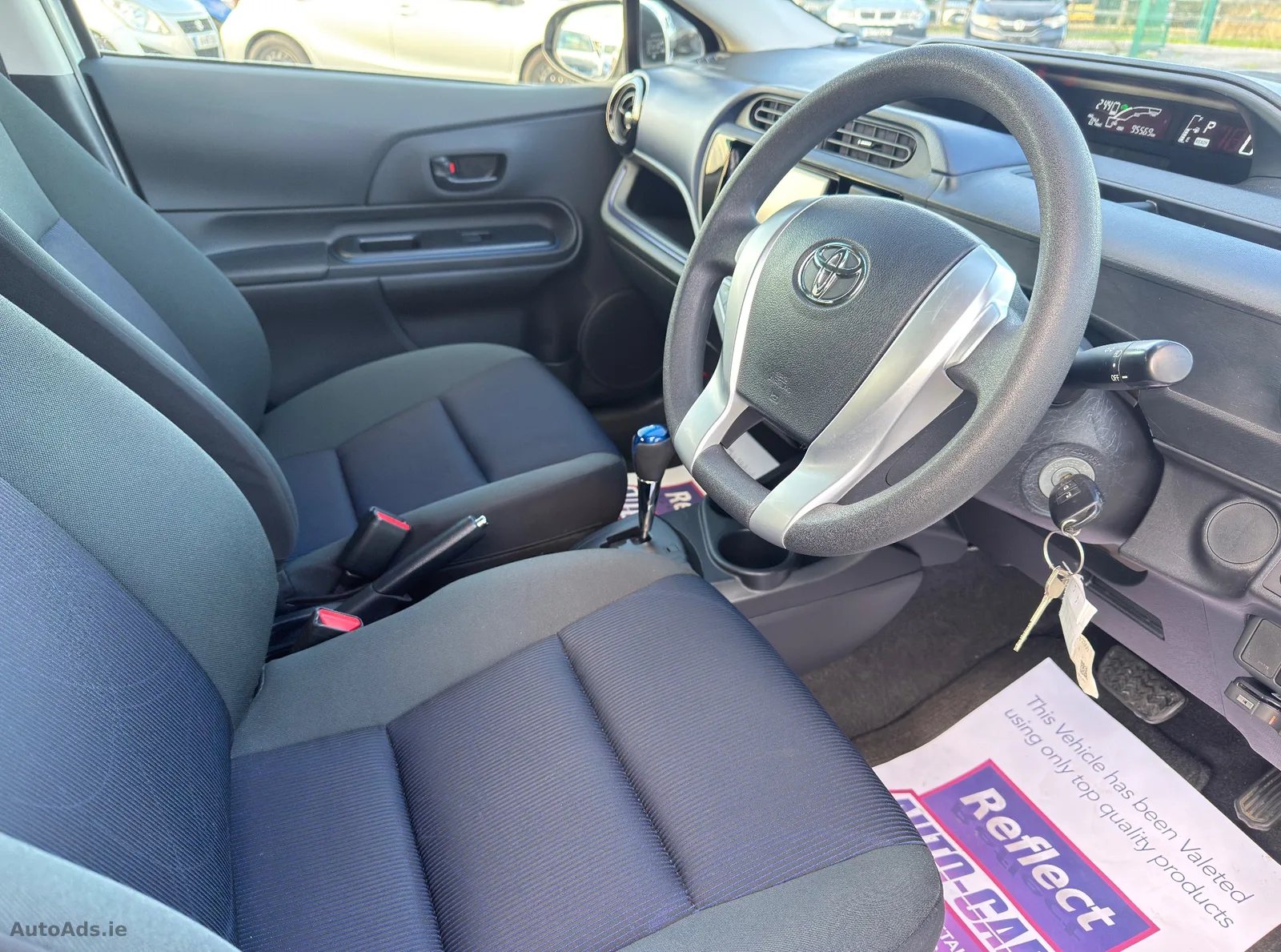 2017 Toyota Aqua – photo 10