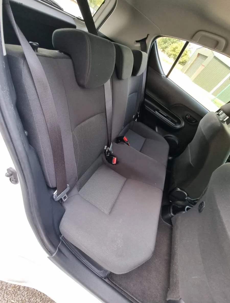 2019 Toyota Aqua – photo 19