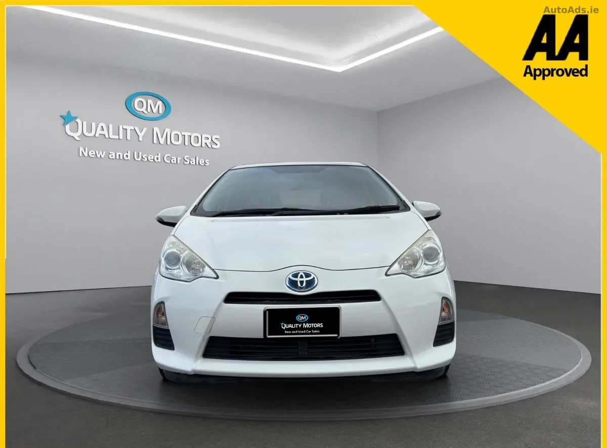 2014 Toyota Aqua – photo 2