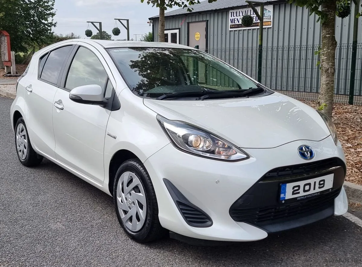 2019 Toyota Aqua – photo 10