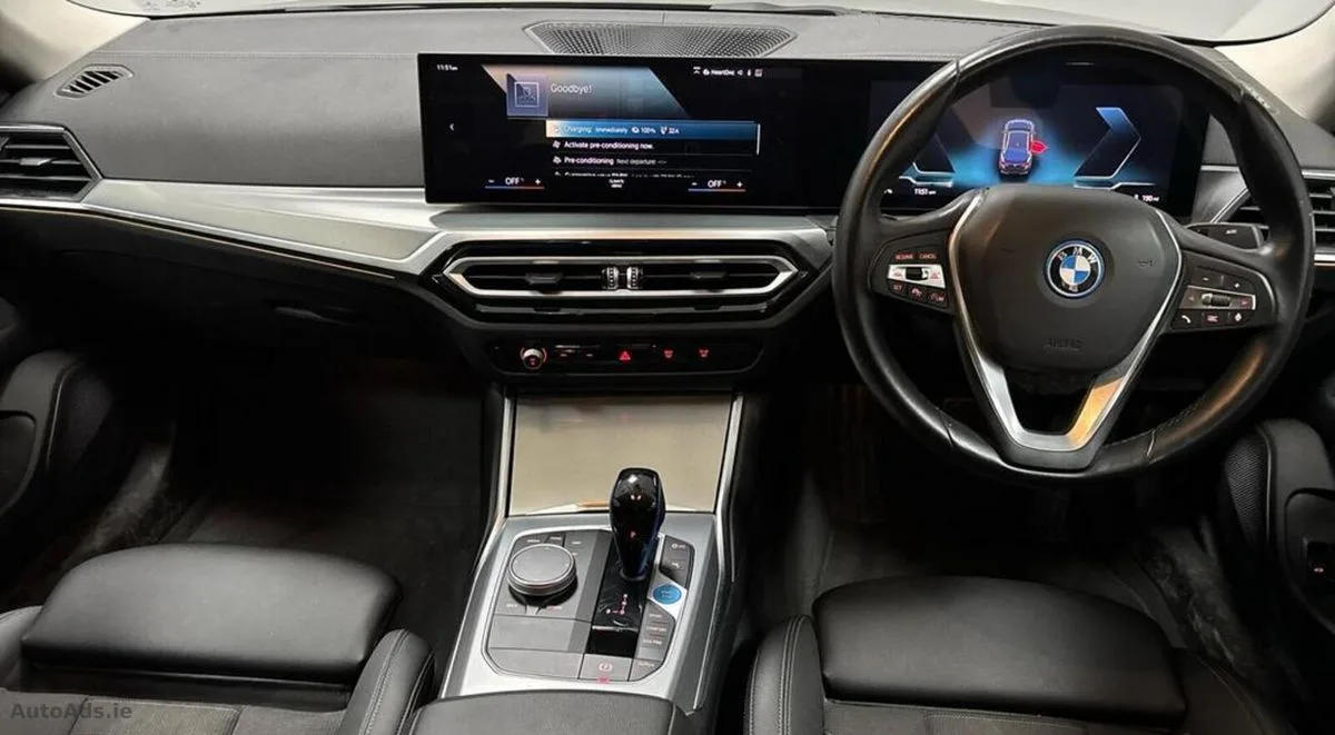 2022 BMW i4 – photo 8
