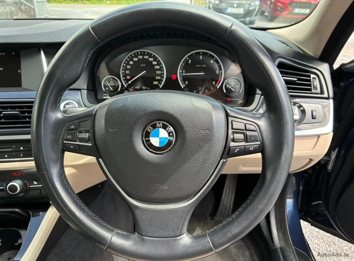 2015 BMW 5-Series – photo 8