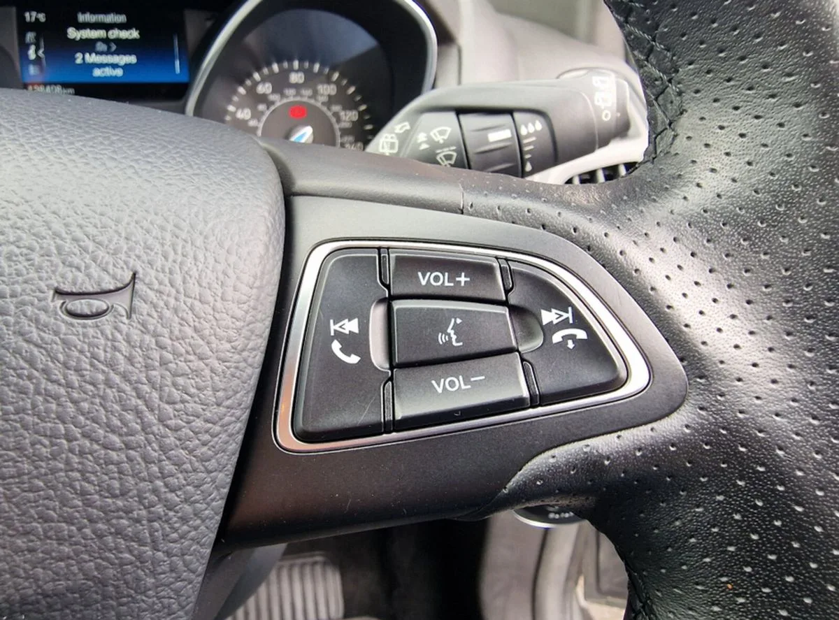 2018 Ford Focus – photo 18