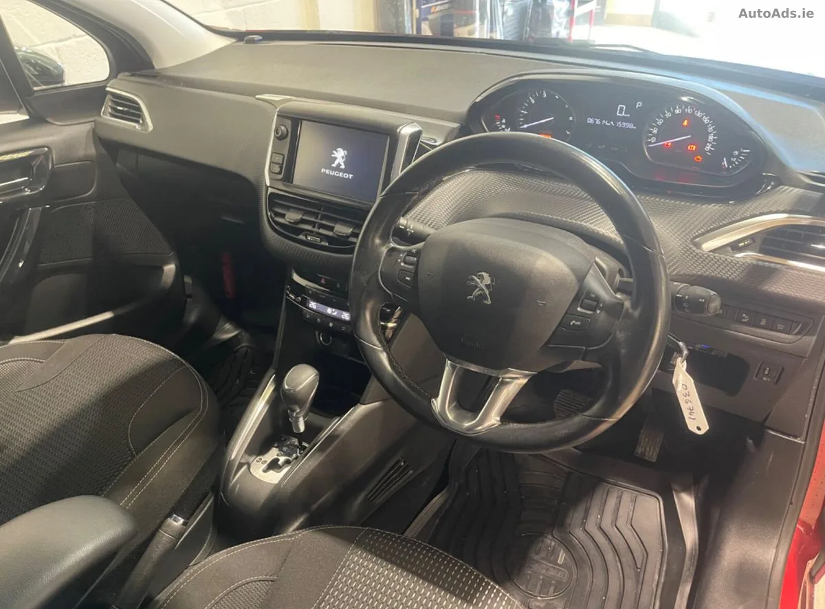 2017 Peugeot 208 – photo 9