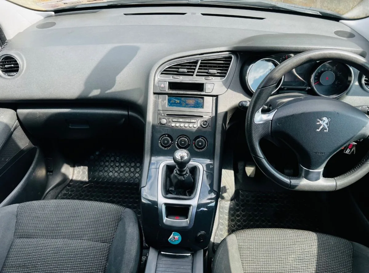 2016 Peugeot 5008 – photo 16