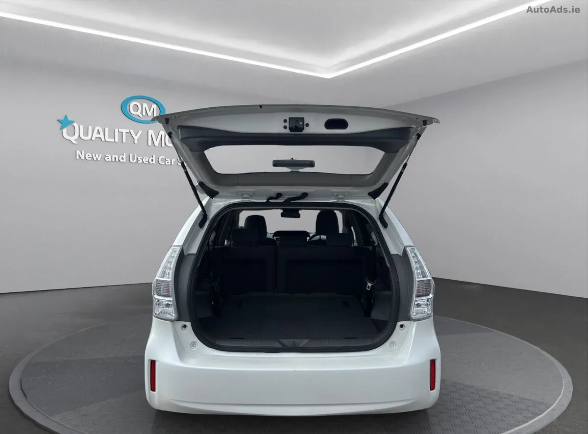 2013 Toyota Prius – photo 16