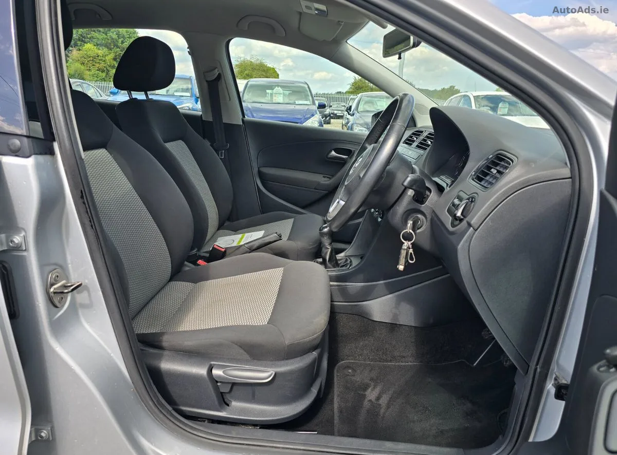 2013 Volkswagen Polo – photo 12