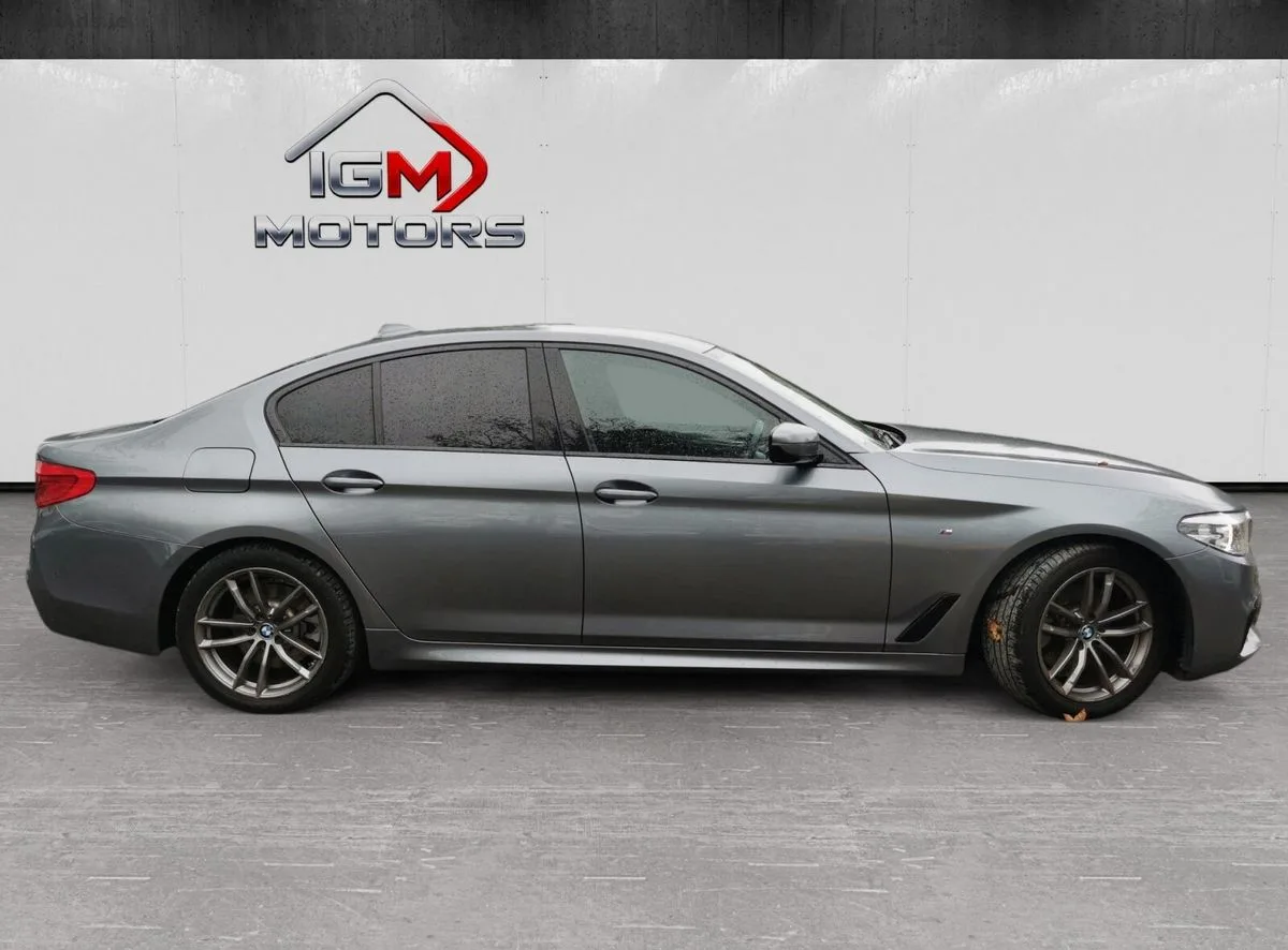 2019 BMW 5-Series – photo 14