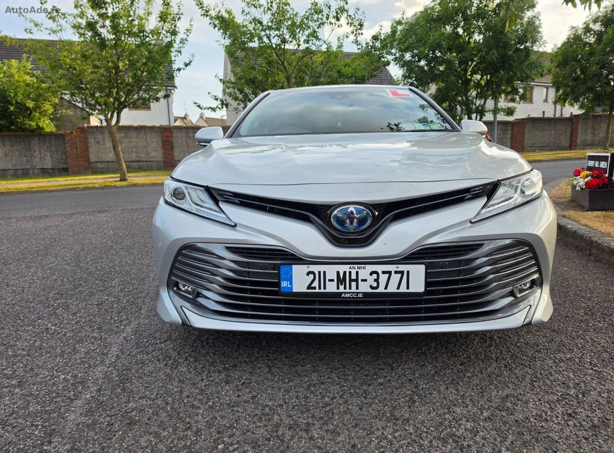 2021 Toyota Camry – photo 3