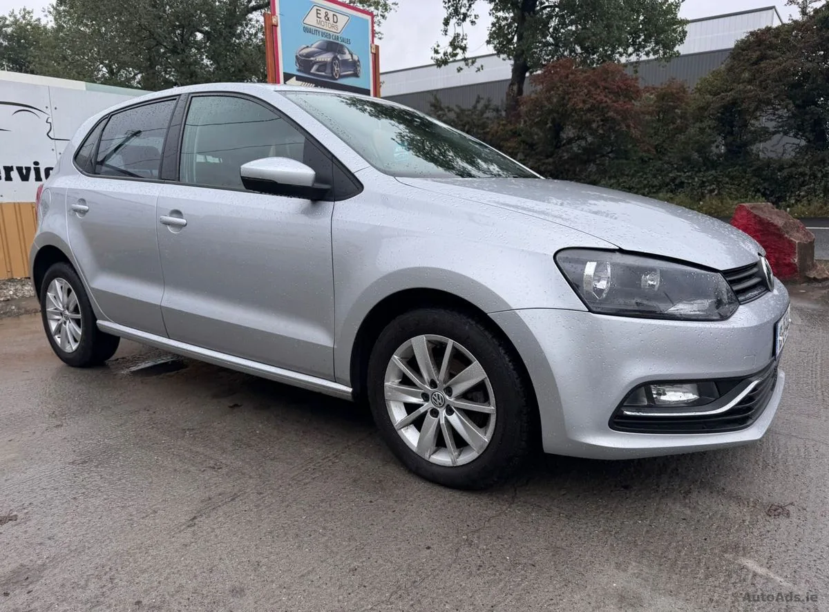2015 Volkswagen Polo – photo 2