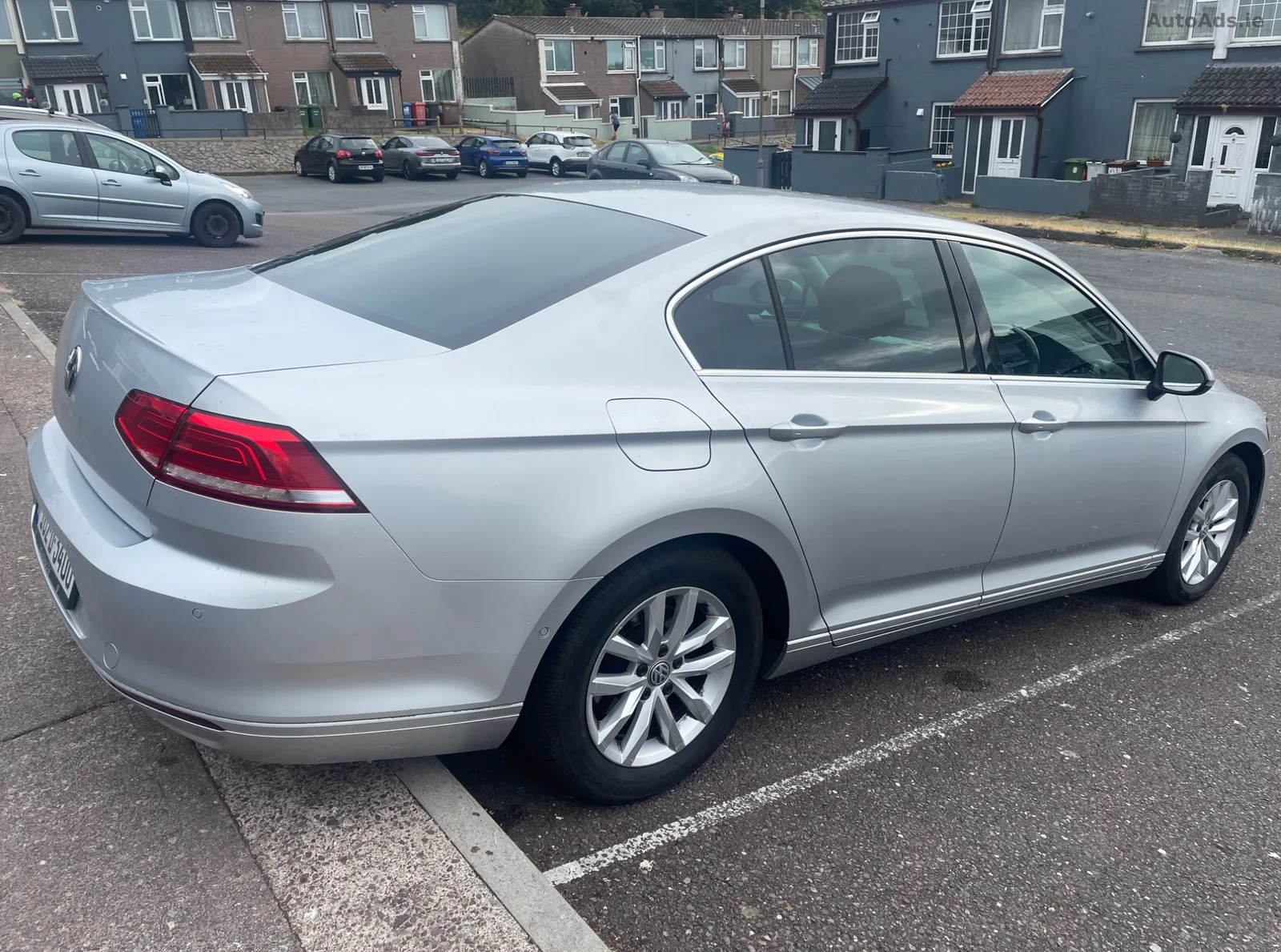 2016 Volkswagen Passat – photo 2