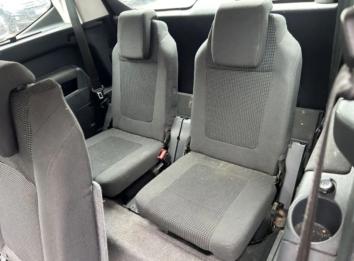 2014 Peugeot 5008 – photo 9