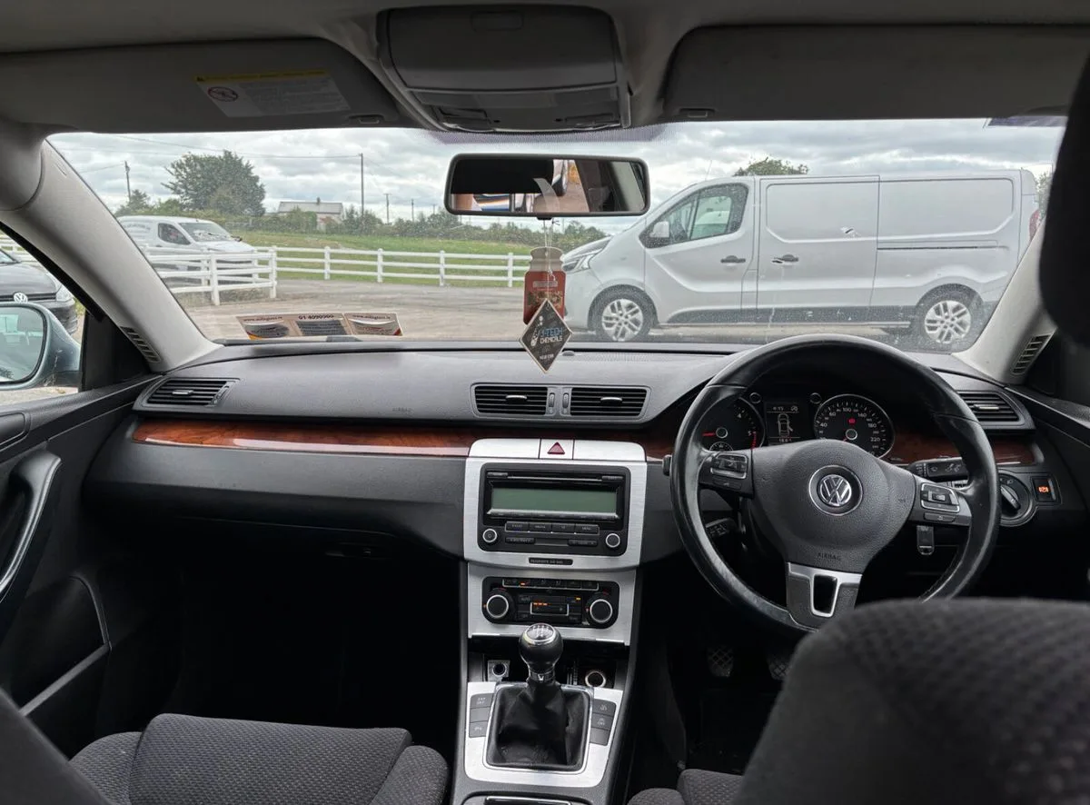 2010 Volkswagen Passat – photo 10