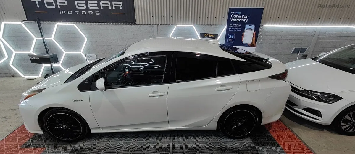 2017 Toyota Prius – photo 13