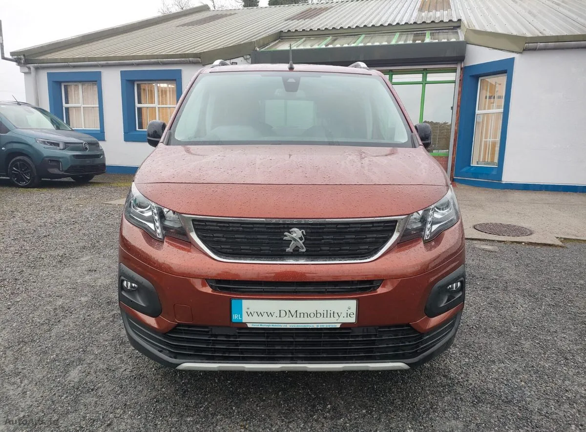 2022 Peugeot Rifter – photo 2